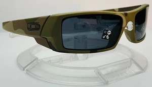 Nuovi occhiali da sole Oakley Gascan / Multicam mimetici / lenti grigie Prizm / Sku 009014-78 - Foto 1 di 7
