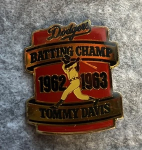 Dodgers Batting Champ 1962-1963 Tommy Davis Baseball Pin - Picture 1 of 2