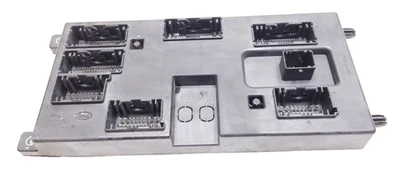 Оригинальный модуль управления кузовом 2017 Jaguar XE BCM GX73-14F041-AL - Изображение 1 из 4