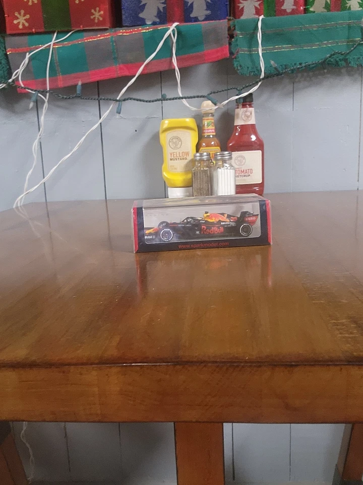 Max Verstappen Red Bull F1 2020 British GP Win 1:43 Spark Foto 1 de 1