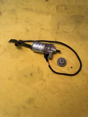 03-07 YAMAHA TTR90E OEM ENGINE STARTING STARTER MOTOR -DC 12V Gear - Image 1 of 4