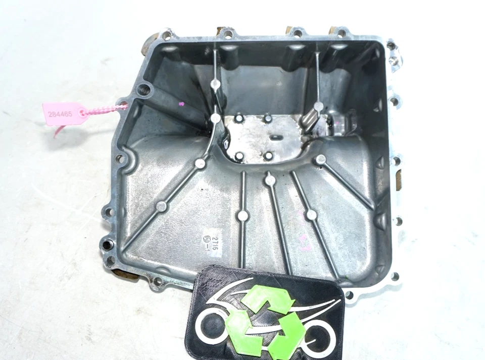 Cubierta inferior del cárter de aceite del motor Kawasaki Ninja ZX6R 2009-2025 FABRICANTE DE EQUIPOS ORIGINALES 49034-0031 Foto 1 de 4