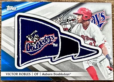 2016 Topps Pro Debut Pennant Embroider Patch 68/99 Victor Robles OF # PP-VR - Image 1 of 2