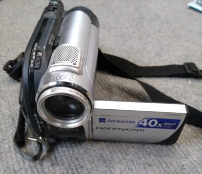 Sony DCR-DVD108 Handycam Mini DVD Camcorder Carl Zeiss 40x Zoom Untested  - Image 1 of 4