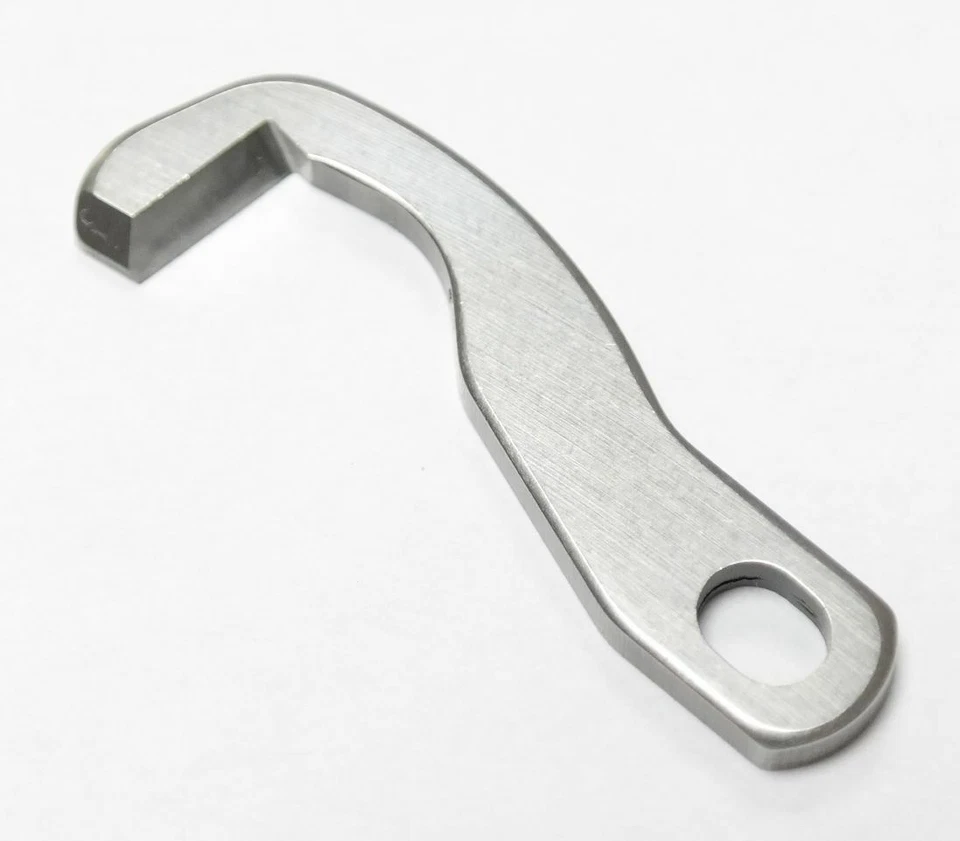 Genuine BROTHER Overlocker Upper Knife Top Blade - 1034D 2104D M343D #XB0563001 - Image 1 of 1