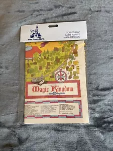 Disney Magic Kingdom Faltkarte 50. Jahrestag Tresor Souvenir 16" Höhe x 18" Breite - Bild 1 von 4