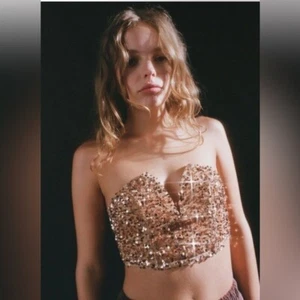 NWT Urban Outfitters Gold Sequin Sleeveless Crop Top - Picture 1 of 17