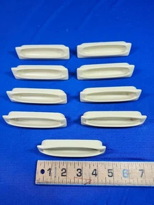 9 Mandel Schublade versenkt Einsteckgriff Griffe Kunststoff 4-3/8" lang - Bild 1 von 5