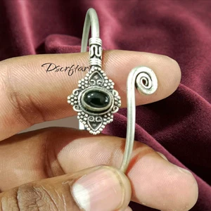 Black Onyx Gemstone Bangle, 925 Sterling Silver Bangle Beautiful Designer bangle - Picture 1 of 6