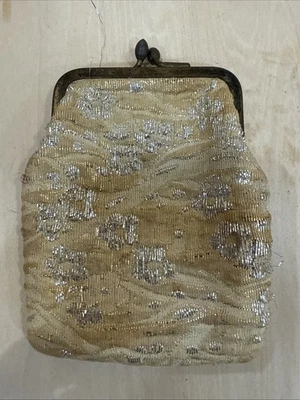 Bolsa de troca vintage com miçangas - Imagem 1 de 4