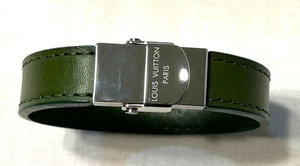 Louis Vuitton Nomade Bracelet Bangle Clip it Green Leather M6687D Authentic - Picture 1 of 6