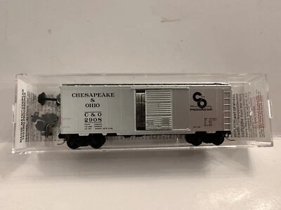Micro-Trains N Scale #20820 40' Box Car Chesapeake & Ohio #2908 - Image 1 of 4
