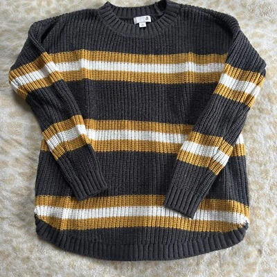 Suéter a rayas grises y doradas SO para mujer talla mediana  Foto 1 de 3