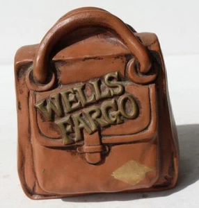 Wells Fargo Bolsa de Dinero Estatuilla Bolsa de Botín Cartera Banco de Monedas Cerámica Pintado a Mano - - Imagen 1 de 1