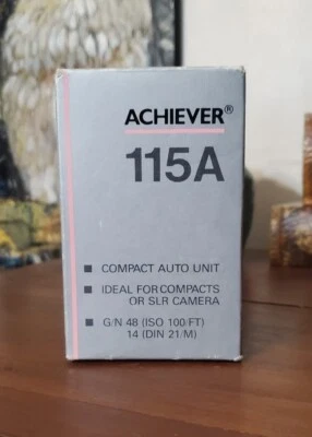 Achiever 115A Compact Auto Unit Light - G/N 48 (ISO 100/FT) - Image 1 of 4