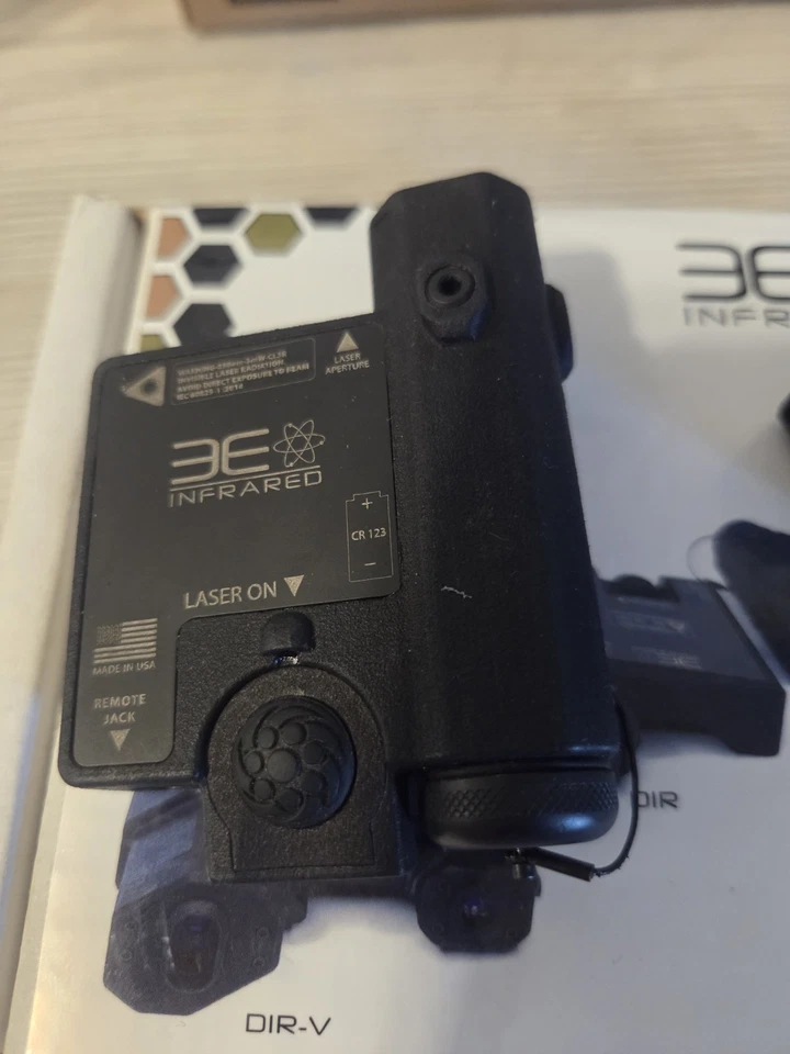 Láser IR Arisaka negro 3eir DIR-ONE Foto 1 de 3