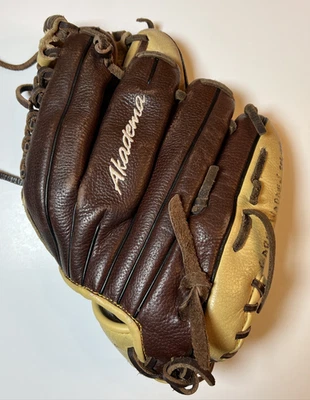 Akadema Prosoft Series AMV 218 11.5 Inch Ball Glove Mitt LHT Left Hand Throw - Image 1 of 4