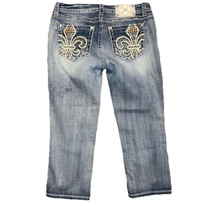 Miss Me Caprihose Gr. 32 Signature Cuffed Capri Strass dicke Nähte Fleur de Lis - Bild 1 von 14