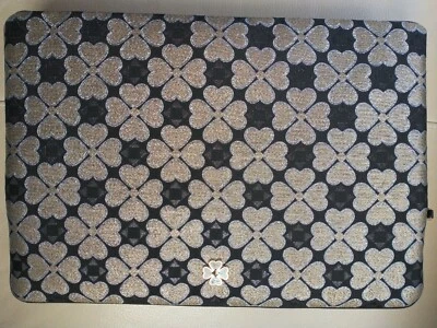 Funda universal para portátil Kate Spade Odette Jacquard dorado marrón 15" X 10,5" Foto 1 de 4