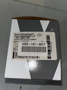 New WOODHEAD FLIP LID FEMALE New In Box Fast Shipping - Picture 1 of 8