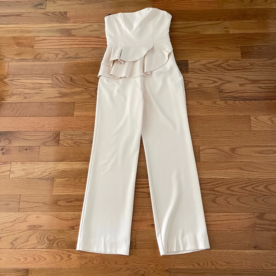 Mono negro Halo Lolo para mujer 8 rosa rubor volantes sin tirantes elegante  Foto 1 de 4