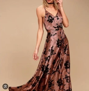 Lulus Tea Gardens Rusty Rose Floral Print Satin Maxi Dress Medium - Bild 1 von 7