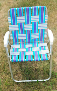 Aluminum Webbed Folding Lawn Chair Vintage  Blue Purple White Patio Pool Beach