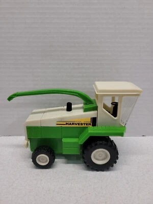 Vintage New Ray 1999 EM 399 Harvester Toy Farm Vehicle 4" x 6" - Image 1 of 4