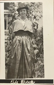 RPPC Dama O Hombre “The Dude” Extraña Foto Real Postal c1910 - Imagen 1 de 6