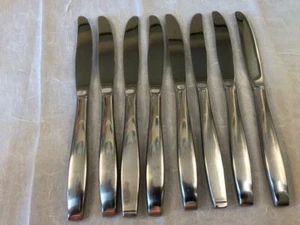 ONEIDA ONEIDACRAFT TEMPO DINNER KNIVES KNIFE STAINLESS DELUXE - Picture 1 of 1