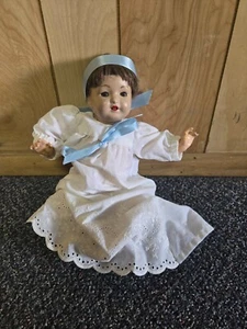 Vintage 1920-1930 schlafende Baby Puppe Biskuit/Glas? - Bild 1 von 13