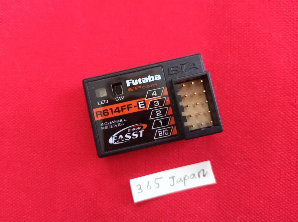 Futaba R614FF-E 4-Kanal Telemetrie Empfänger FASST 2,4GHz 4PK 4PKS Super R - Bild 1 von 4