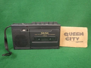 Vintage Radio Shack portable cassette tape recorder Voice Activated CTR-76 - Picture 1 of 10