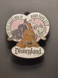 Disneyland - Cast Member 2012 Blood Drive (Marie, Berlioz, and Toulouse) Pin - Picture 1 of 2