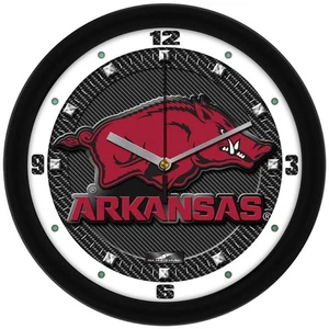 Arkansas Razorbacks Carbon Fiber Textured Wall Clock - Foto 1 di 1