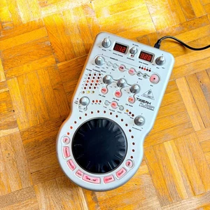 Behringer DFX-69 Tweakalizer – High-End DJ Effects Processor and Sampler! Rare! - Foto 1 di 10