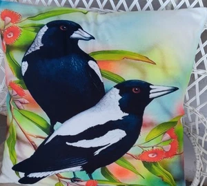 Magpies Cushion With Insert Hidden Zipper 55cm X 55cm - Picture 1 of 2