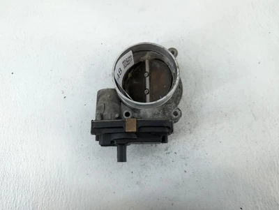 Cuerpo del acelerador GMC Yukon XL 1500 B0KIY Foto 1 de 4