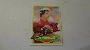 1980 TOPPS JOE THEISMANN AUTOGRAPHED FOOTBALL CARD - Picture 1 of 3