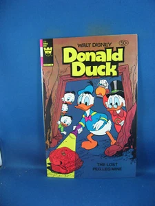 DONALD DUCK 230 NM BARKS LOST PEG LEG MINE WHITMAN 1970 - Picture 1 of 2