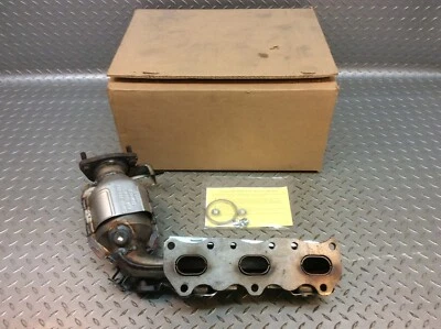 Fits: 99-05 Suzuki Grand Vitara Tracker Walker Catalytic Converter Direct Fit - Image 1 of 4