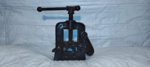 Vintage REED NO. 71 Pipe Vice Antique Bench Top Made In Erie PA - Picture 1 of 10