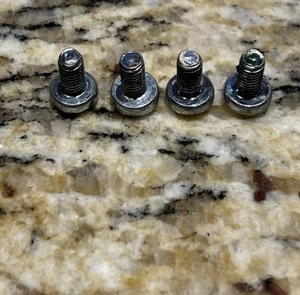 ACORN SUPERGLIDE 120/130 T700 TREPPENLIFT ERSATZ MOTORABDECKUNG (4 SCHRAUBEN) - Bild 1 von 2