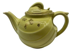 Vintage Hall Yellow 6-Cup Teapot with Gold Acorns & Leaves Made in U.S.A. #0799 - Picture 1 of 22