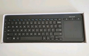 Microsoft All-In-One Media Wireless Keyboard Mouse Pad Model 1496 - Picture 1 of 3
