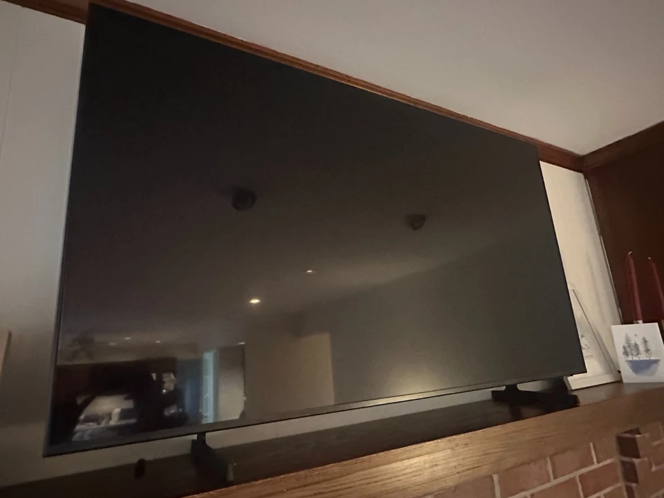 Samsung crystal tv 55" - Image 1 of 1