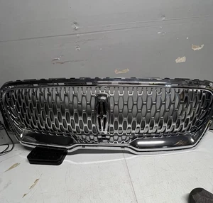 OEM | 2019 - 2022 Lincoln Nautilus Front Bumper Grille w/o Camera #MA1B-8200-NBW - Picture 1 of 6