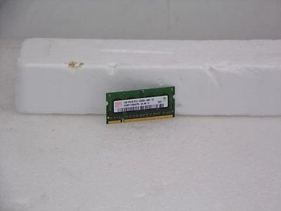 HYNIX 1GB 2Rx16 PC2-6400S-666-12 HYMP112S64CP6-S6 AB-C Laptop Memory RAM Used - Image 1 of 4