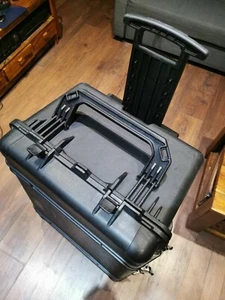 Big Peli 1660?? Hardshell Case - Picture 1 of 8