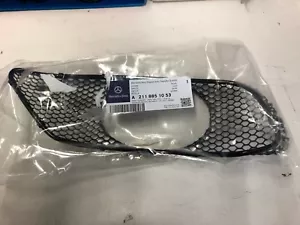 MERCEDES CLASSE E W211 TELAIO MODELLI AMG ANTERIORE DESTRO O/S FENDINEBBIA GRIGLIA 2118851 - Foto 1 di 2